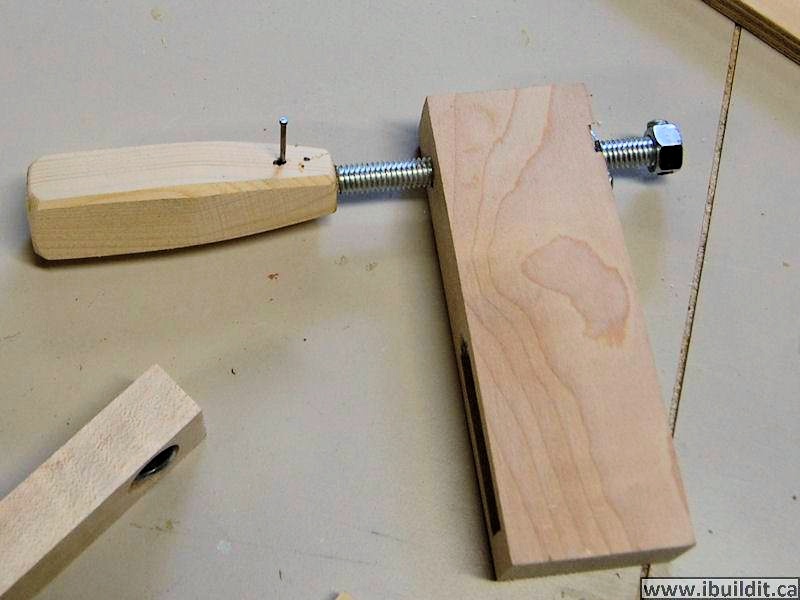 How To Make A Wooden Bar Clamp IBUILDIT.CA